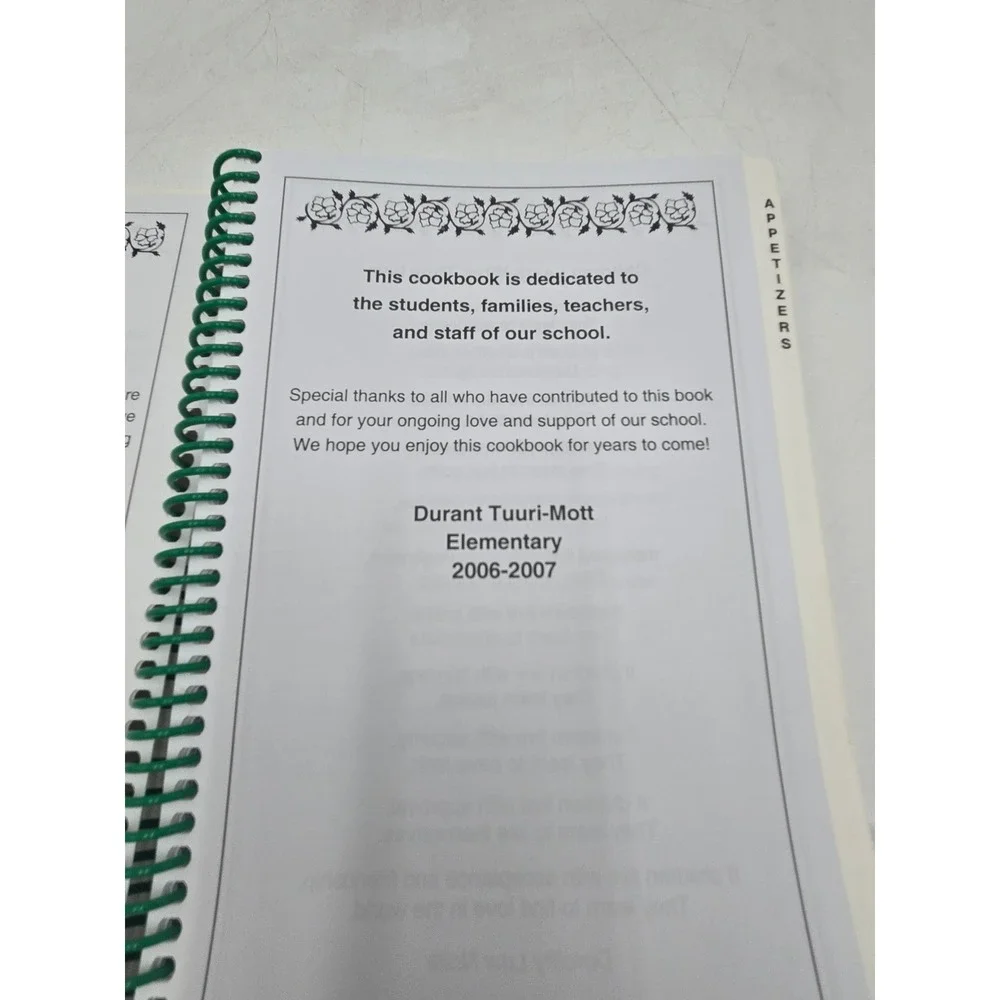 Durant Tuuri-Mott Elementary School Family Cookbook 2006-2007 Flint Michigan